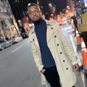 Meet your Posher, Devin